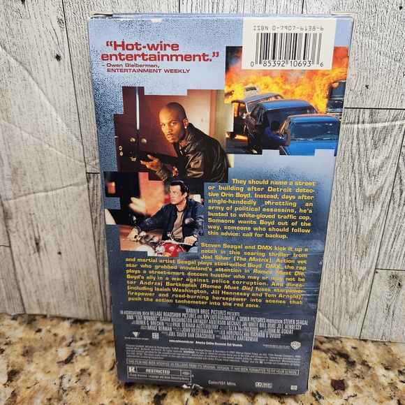 Exit Wounds VHS Steven Seagal DMX Color 101 Minutes Rated R - Picture 8 of 8